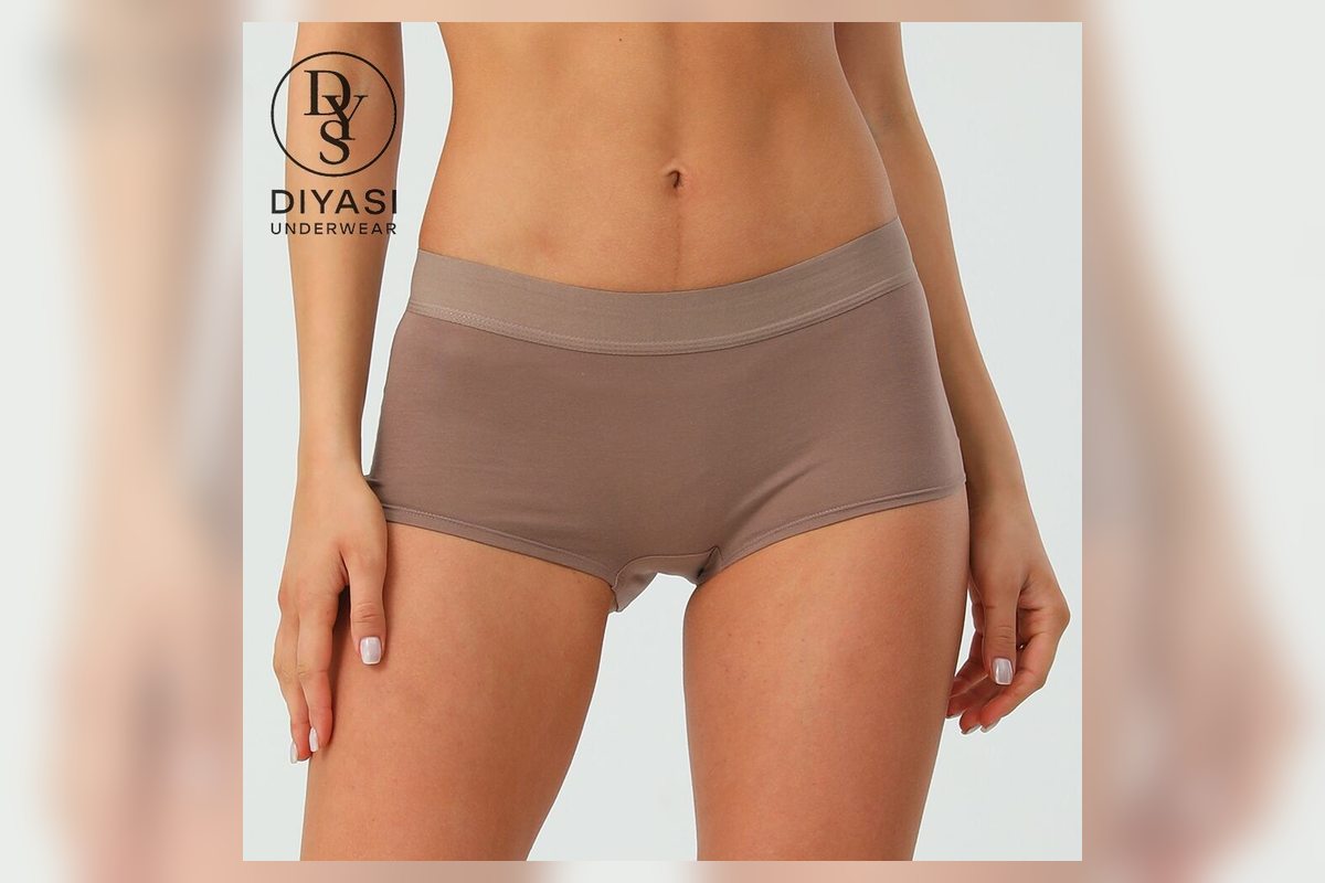 women's underwear fit example for comfort review.